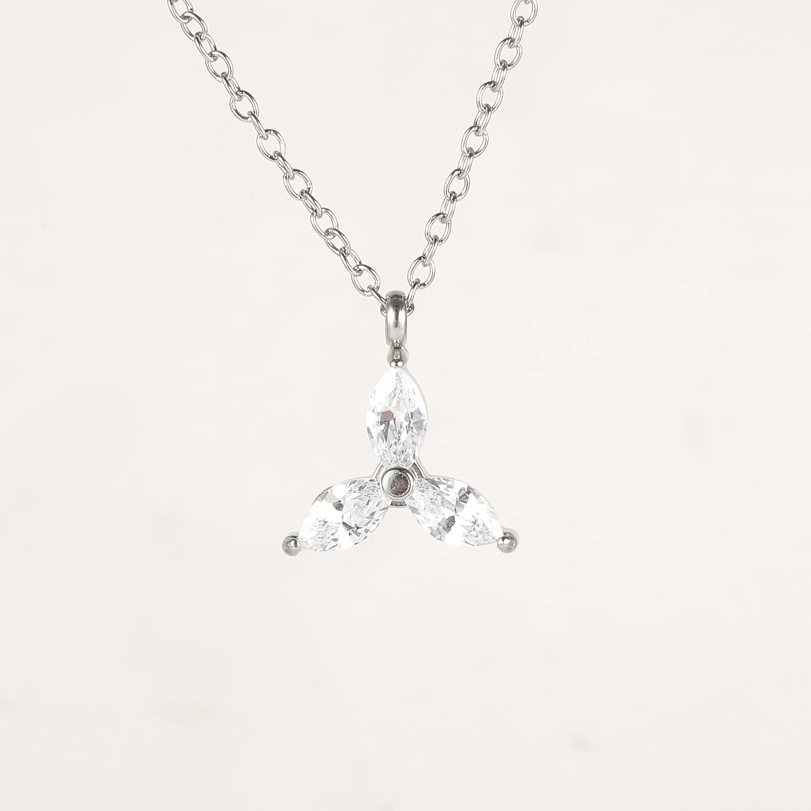 Simple Style Classic Style Geometric Letter Flower 304 Stainless Steel Women's Pendant Necklace display picture 28