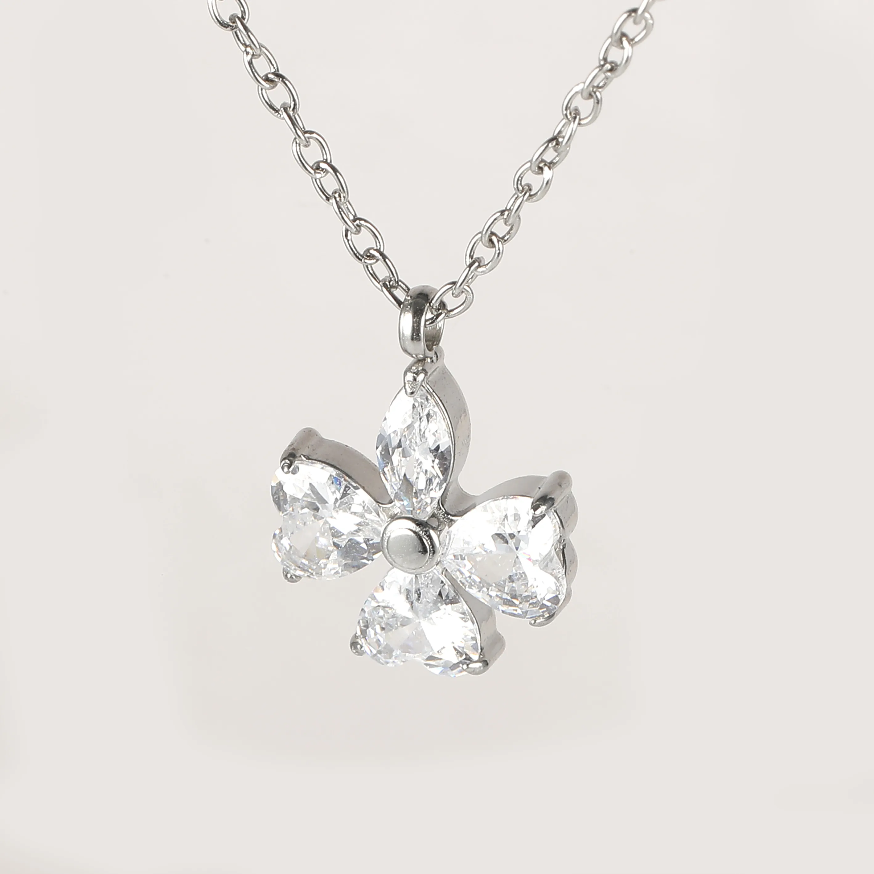 Simple Style Classic Style Geometric Letter Flower 304 Stainless Steel Women's Pendant Necklace display picture 45