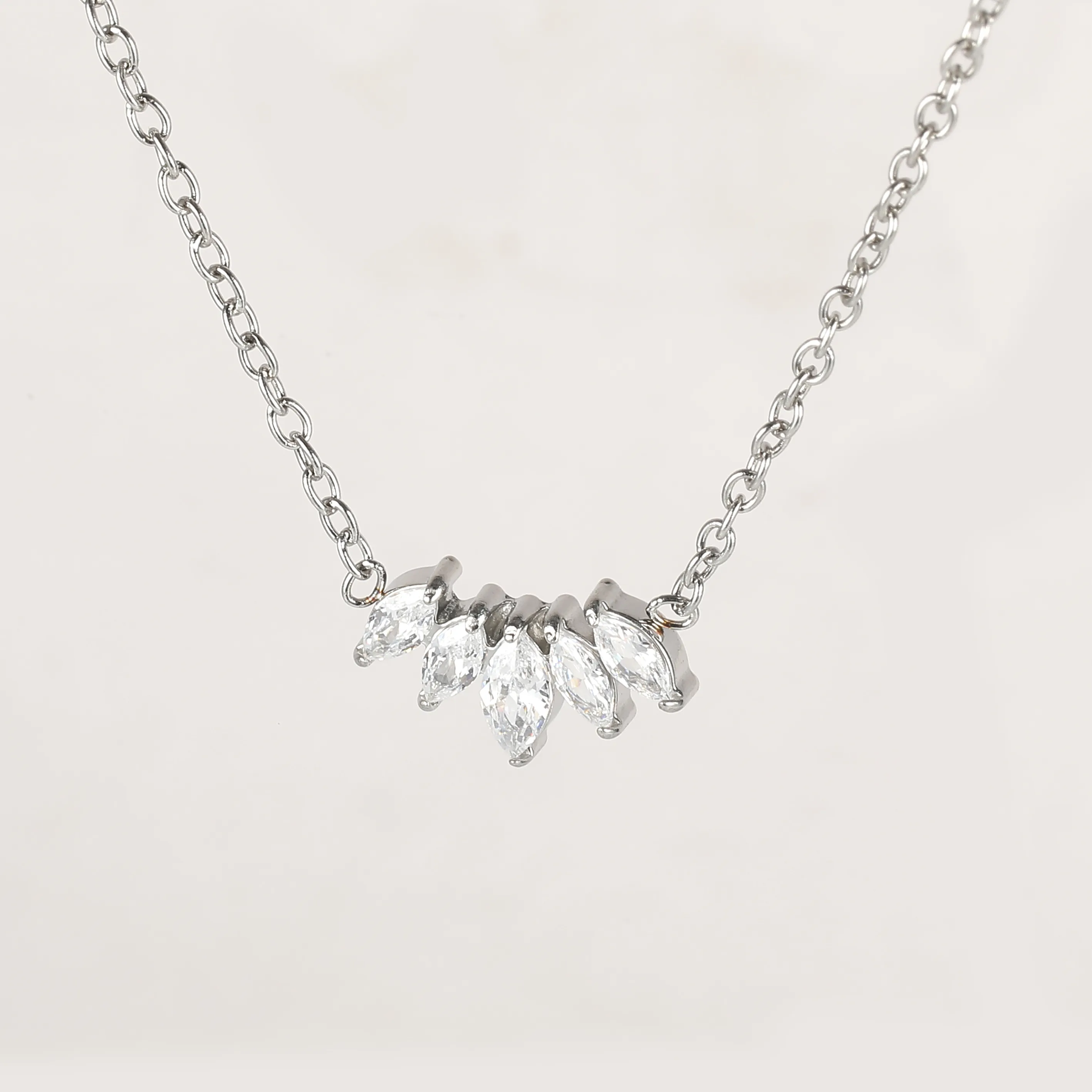 Simple Style Classic Style Geometric Letter Flower 304 Stainless Steel Women's Pendant Necklace display picture 66