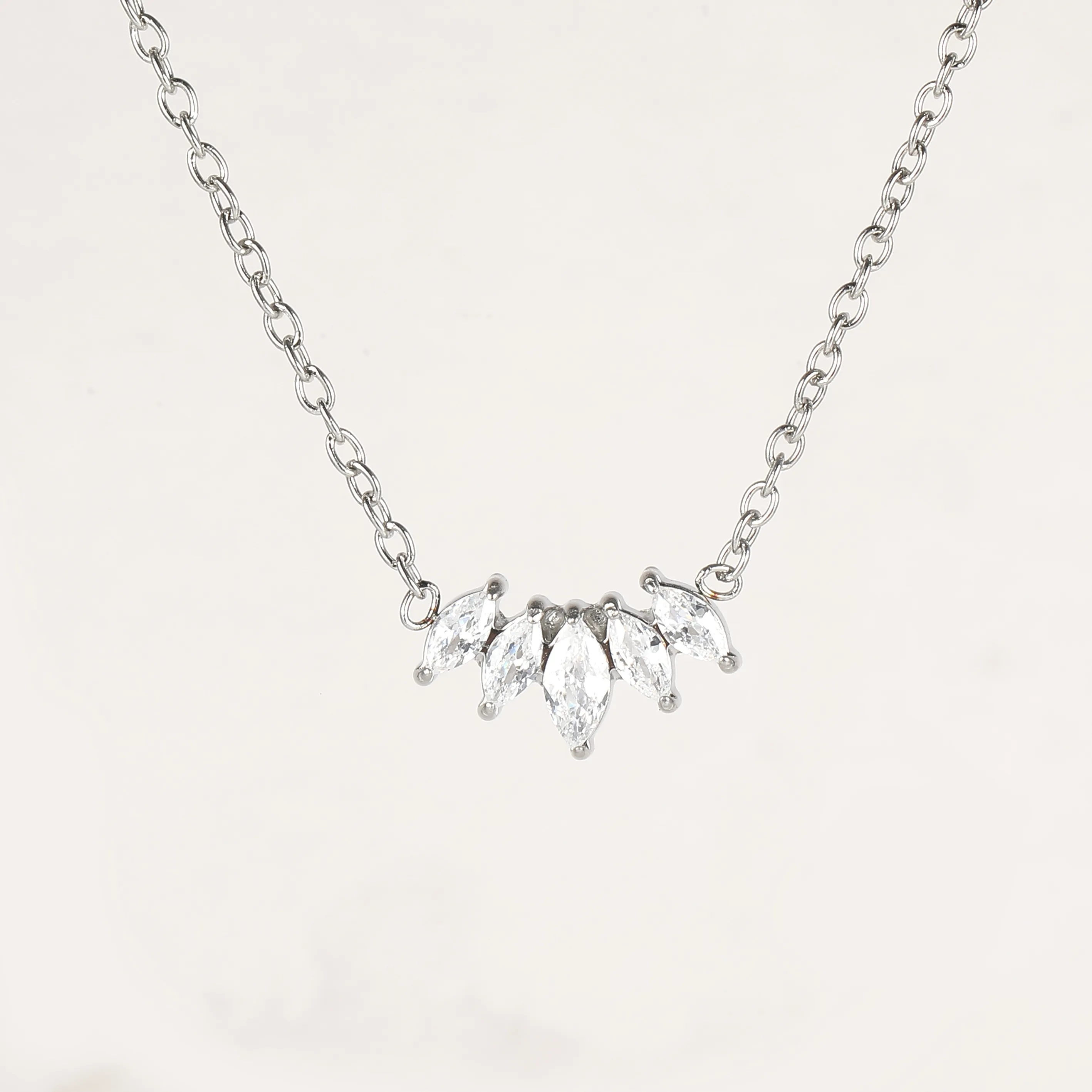 Simple Style Classic Style Geometric Letter Flower 304 Stainless Steel Women's Pendant Necklace display picture 68