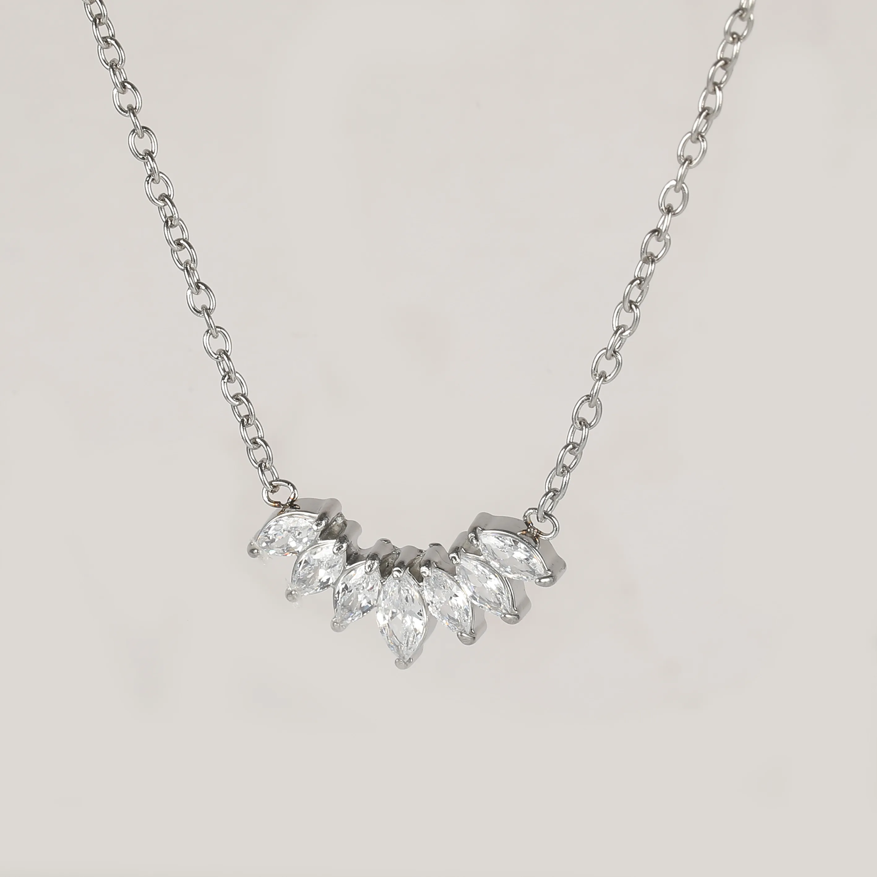 Simple Style Classic Style Geometric Letter Flower 304 Stainless Steel Women's Pendant Necklace display picture 69