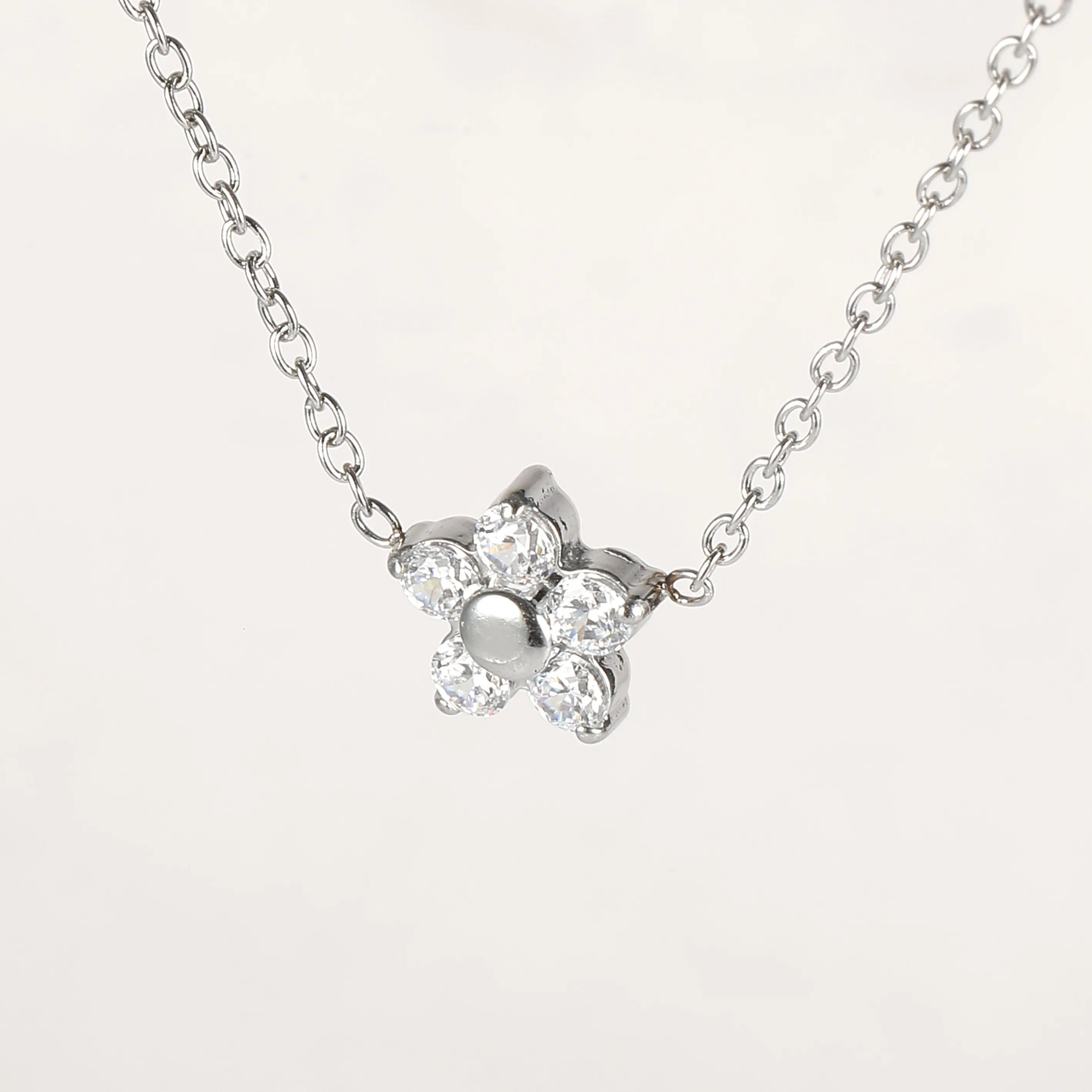 Simple Style Classic Style Geometric Letter Flower 304 Stainless Steel Women's Pendant Necklace display picture 78