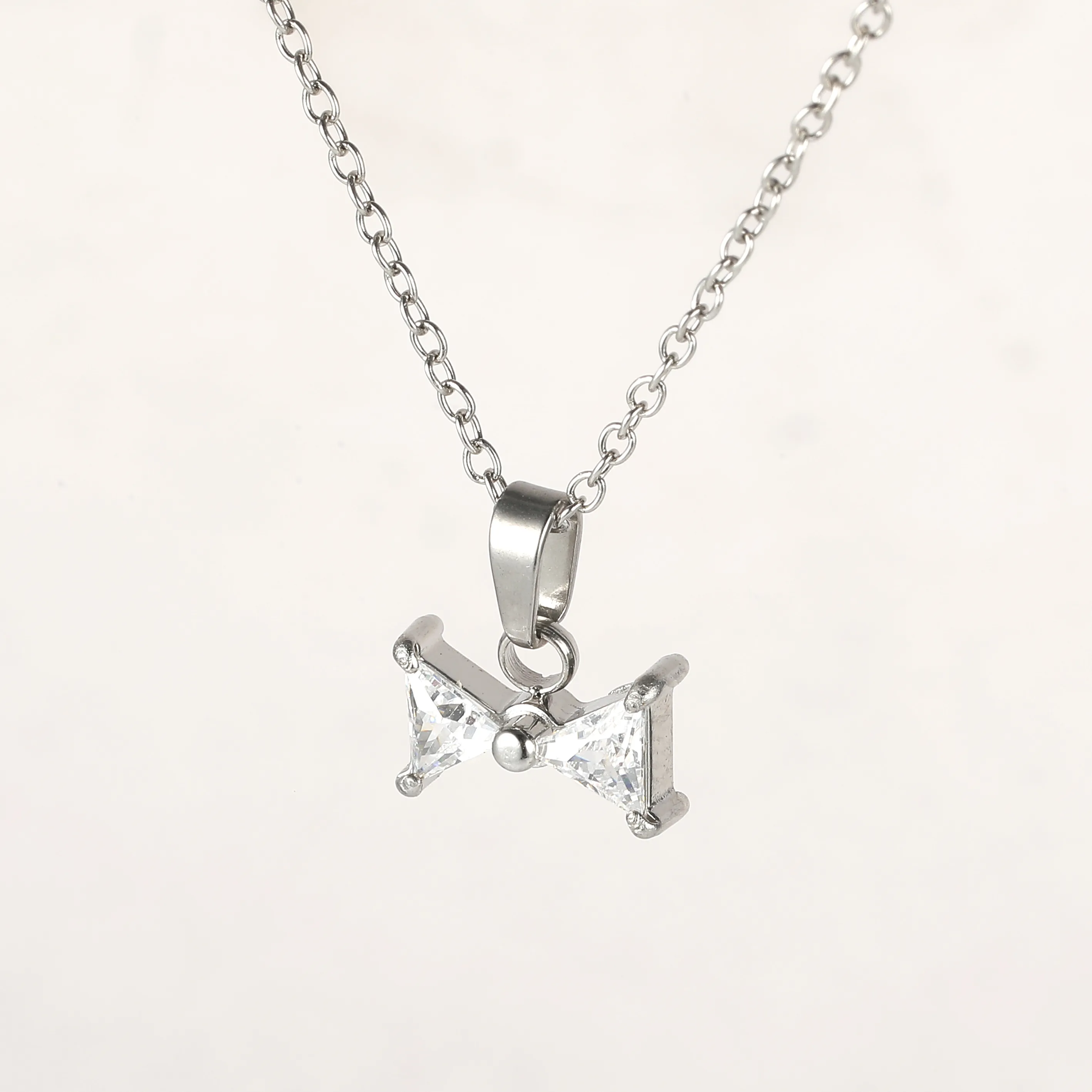 Simple Style Classic Style Geometric Letter Flower 304 Stainless Steel Women's Pendant Necklace display picture 81