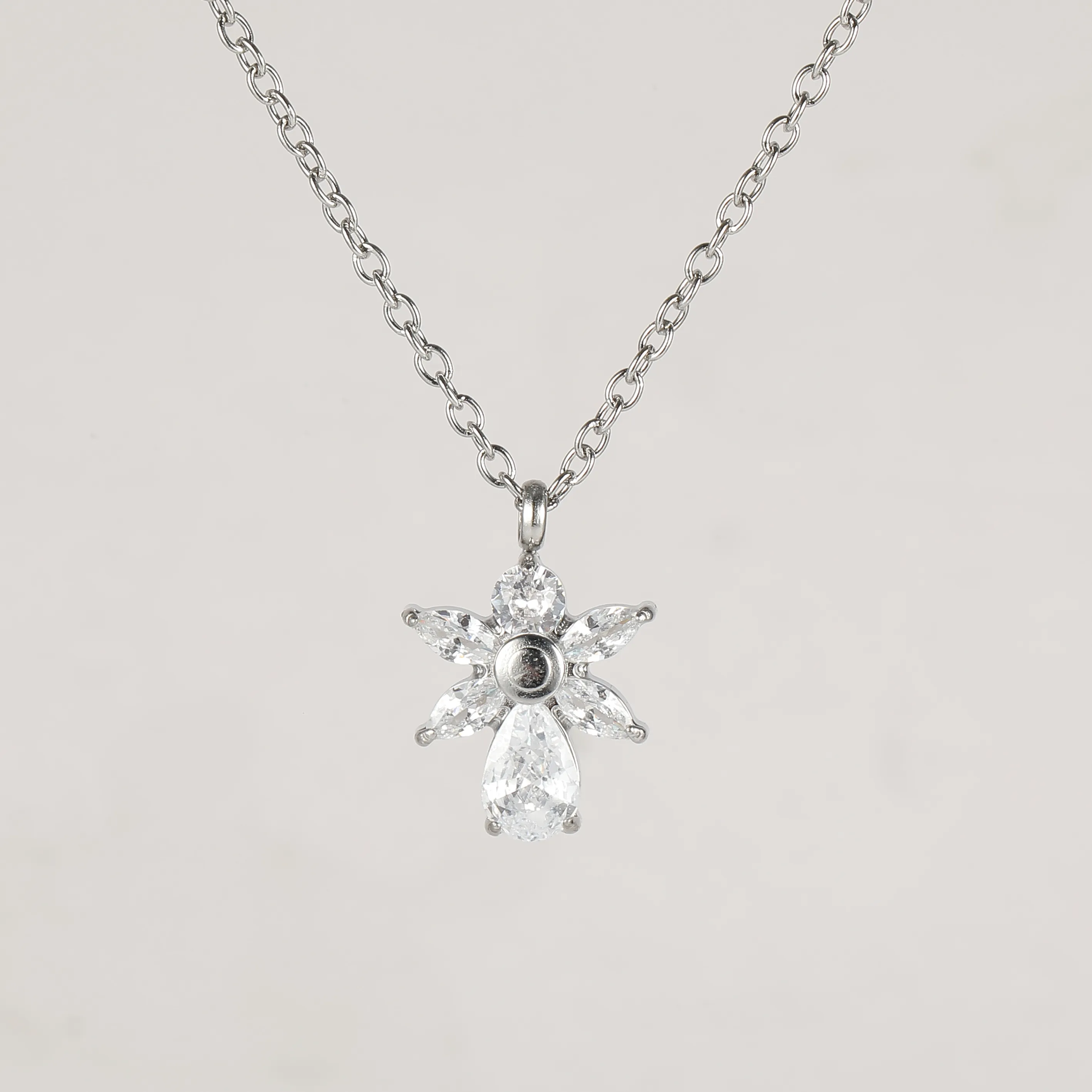 Simple Style Classic Style Geometric Letter Flower 304 Stainless Steel Women's Pendant Necklace display picture 93