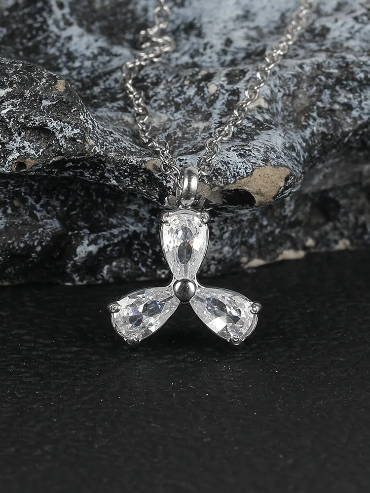 Simple Style Classic Style Geometric Letter Flower 304 Stainless Steel Women's Pendant Necklace display picture 113