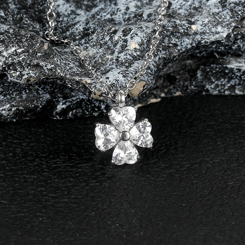 Simple Style Classic Style Geometric Letter Flower 304 Stainless Steel Women's Pendant Necklace display picture 126