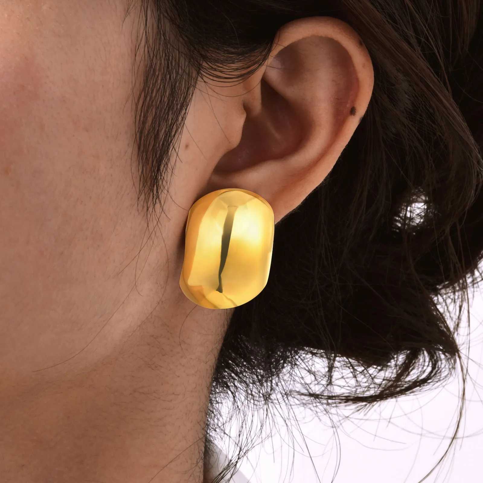 Simple Style Geometric Plating 304 Stainless Steel 18K Gold Plated Butterfly Backs Ear Studs display picture 4