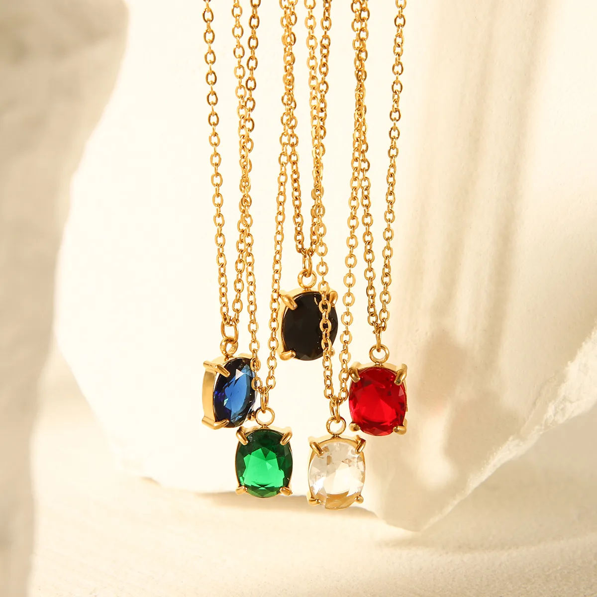 IG Style Simple Style Shiny Quadrilateral 304 Stainless Steel Titanium Steel Zircon 18K Gold Plated Women's Pendant Necklace display picture 1