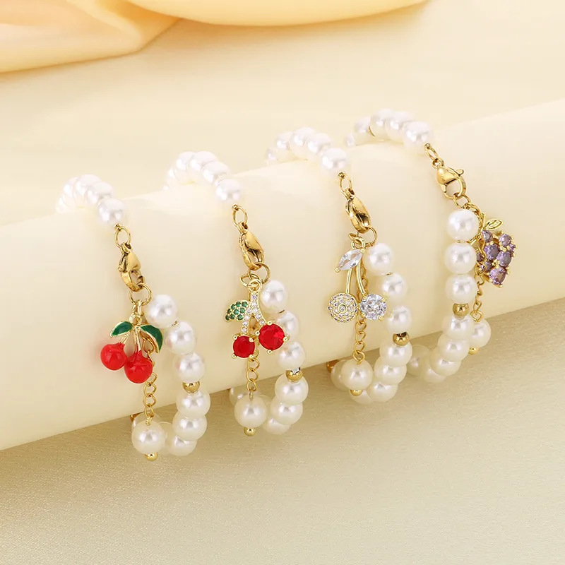 Cute Modern Style Classic Style Cherry Fruit 304 Stainless Steel Beaded 18K Gold Plated Women's Bracelets display picture 2
