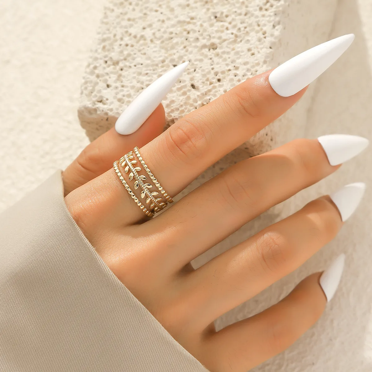 Vacation Classic Style Heart Shape Copper Women's Rings display picture 7
