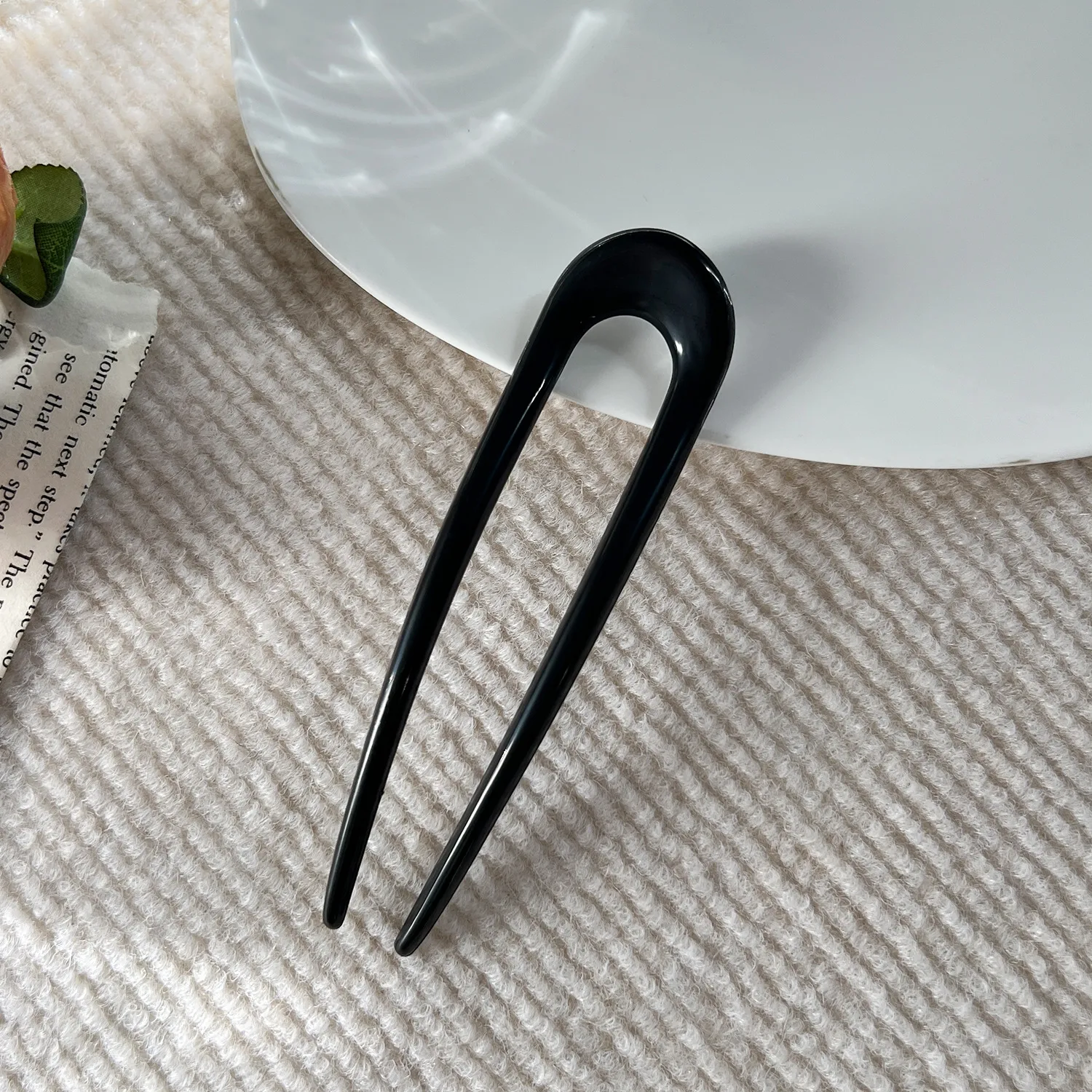 Women's Vacation Classic Style Solid Color Plastic Hair Clip display picture 5