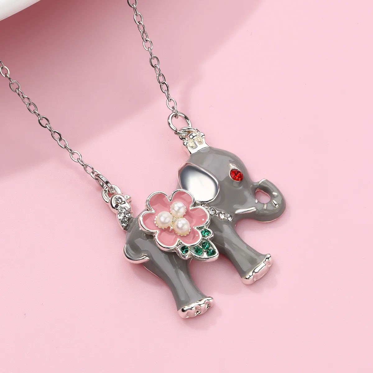 Cartoon Style Elephant Alloy Unisex Pendant Necklace display picture 7