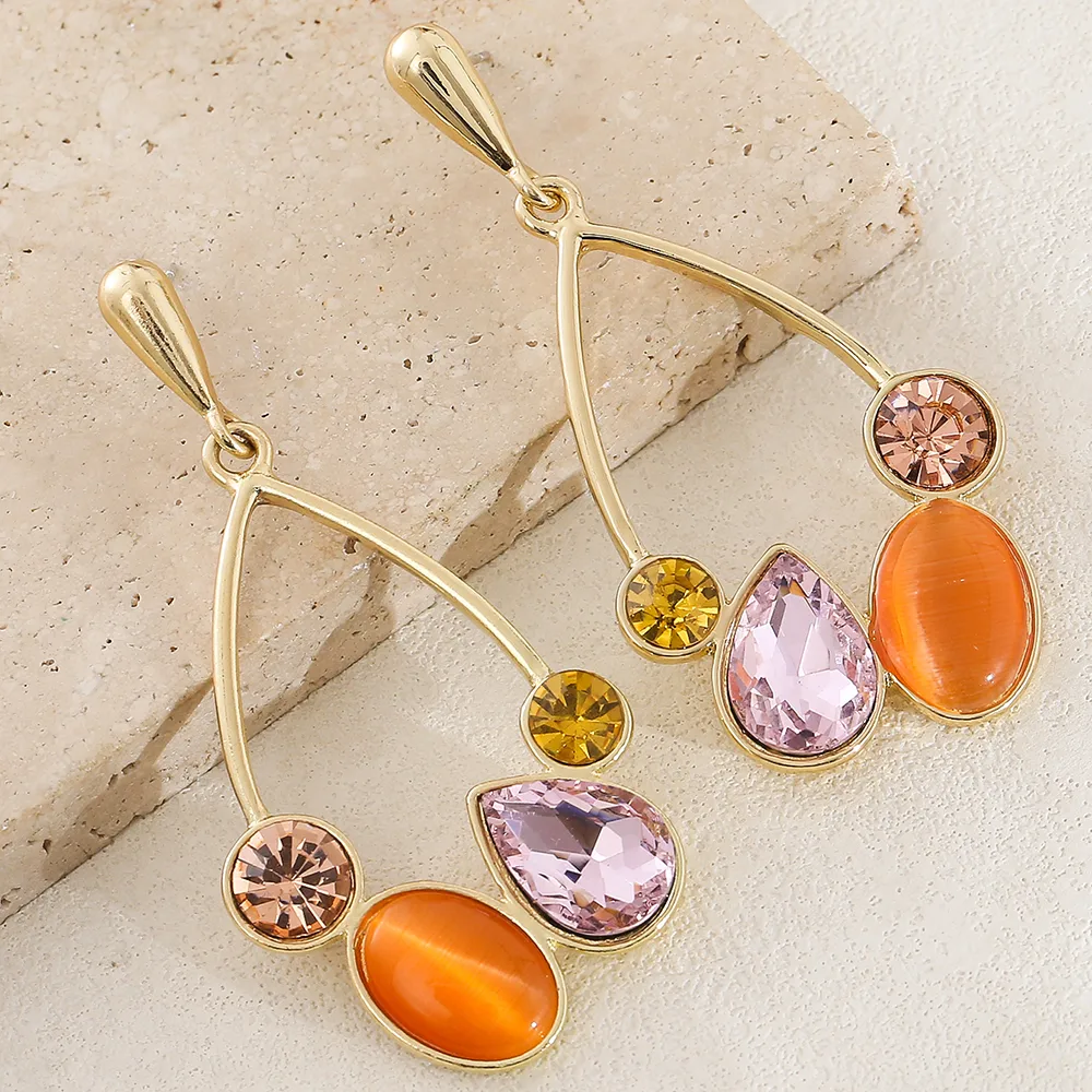1 Pair Hip-Hop Simple Style Shiny Geometric Alloy Glass Drop Earrings display picture 3