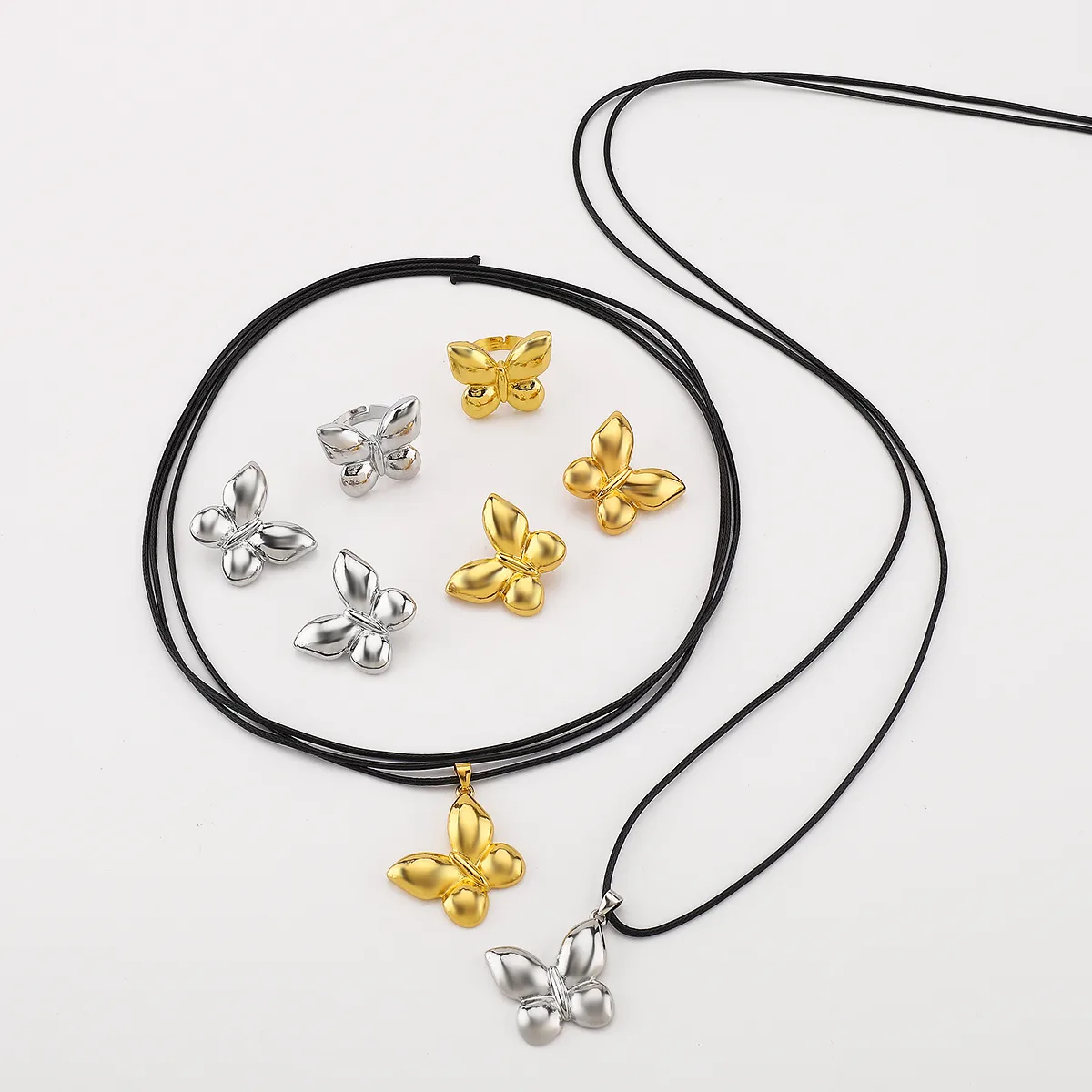 Simple Style Classic Style Butterfly Alloy Plating Women's Rings Earrings Necklace display picture 2