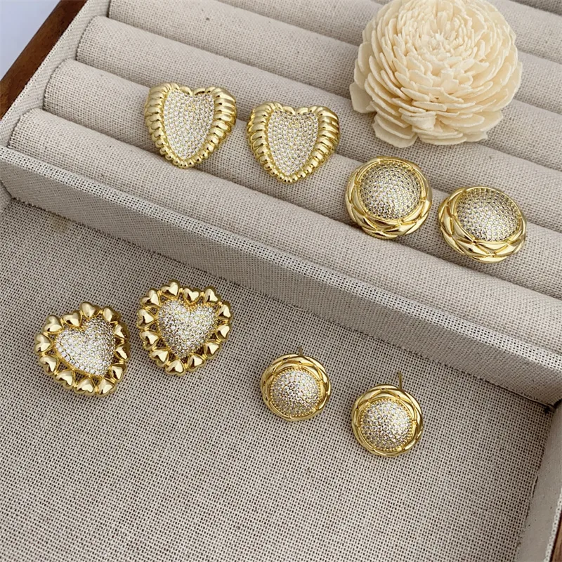 1 Pair Modern Style Round Heart Shape Inlay Copper Zircon 18K Gold Plated Ear Studs display picture 8