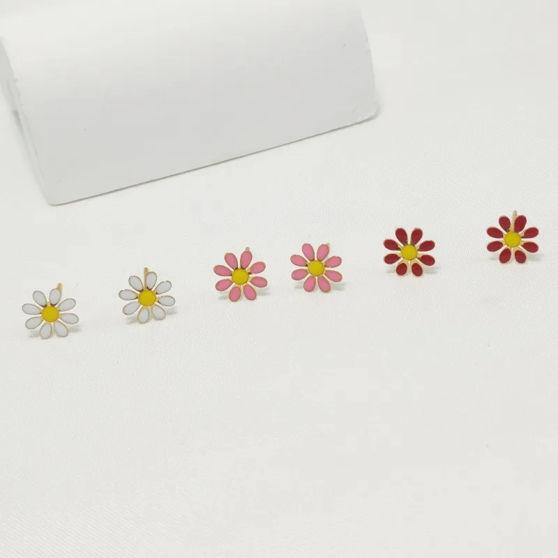 3 Pairs Cute Pastoral Commute Flower 304 Stainless Steel 18K Gold Plated Ear Studs display picture 5