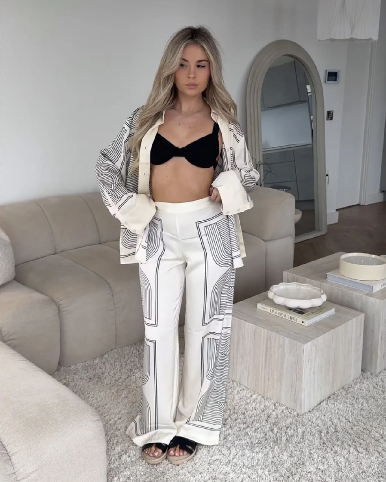 Holiday Daily Women's Casual Elegant Streetwear Printing Polyester Pant Co-ord Set Shorts Sets display picture 3