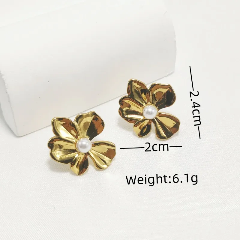 1 Pair Simple Style Commute Flower 304 Stainless Steel 18K Gold Plated Ear Studs display picture 6