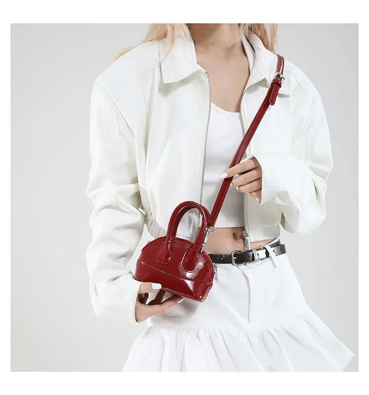 Women's Pu Leather Solid Color Streetwear Square Zipper Shoulder Bag display picture 14