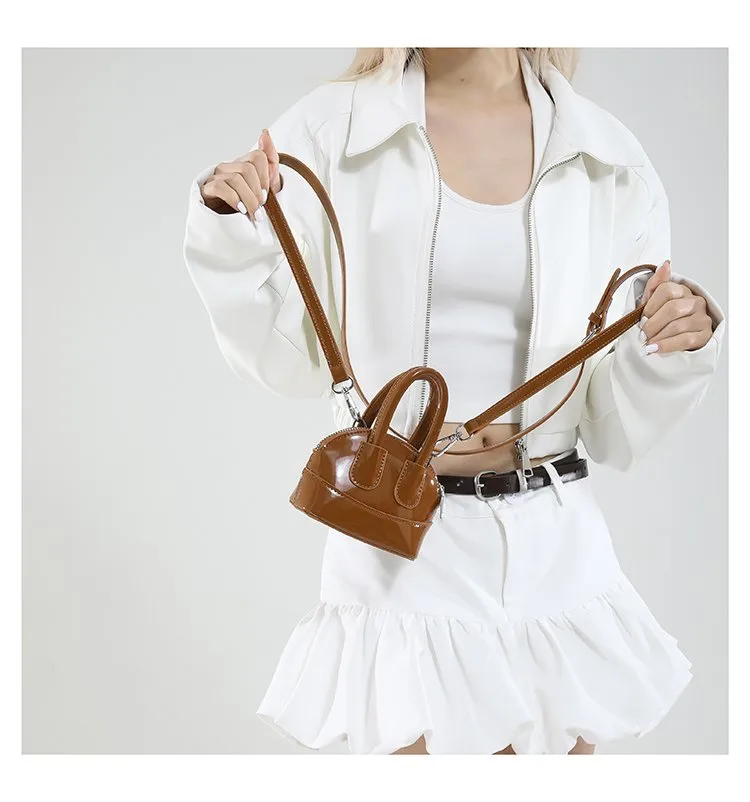 Women's Pu Leather Solid Color Streetwear Square Zipper Shoulder Bag display picture 7