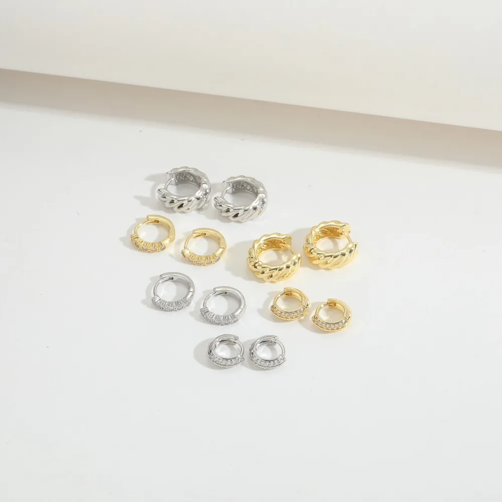 1 Pair Elegant Retro Vintage Style Twist Inlay Copper Zircon 14K Gold Plated Earrings display picture 3