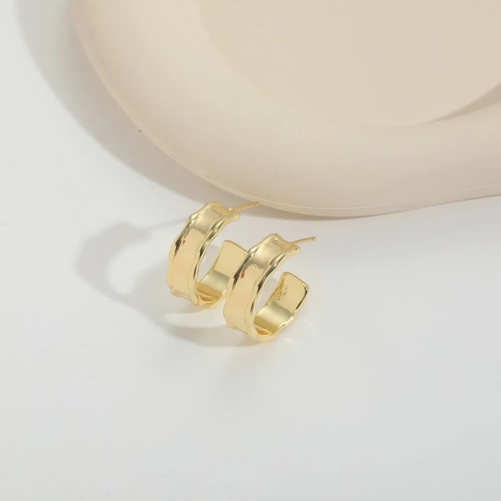 1 Pair Elegant Retro Vintage Style Round Inlay Copper Zircon 14K Gold Plated Earrings display picture 1