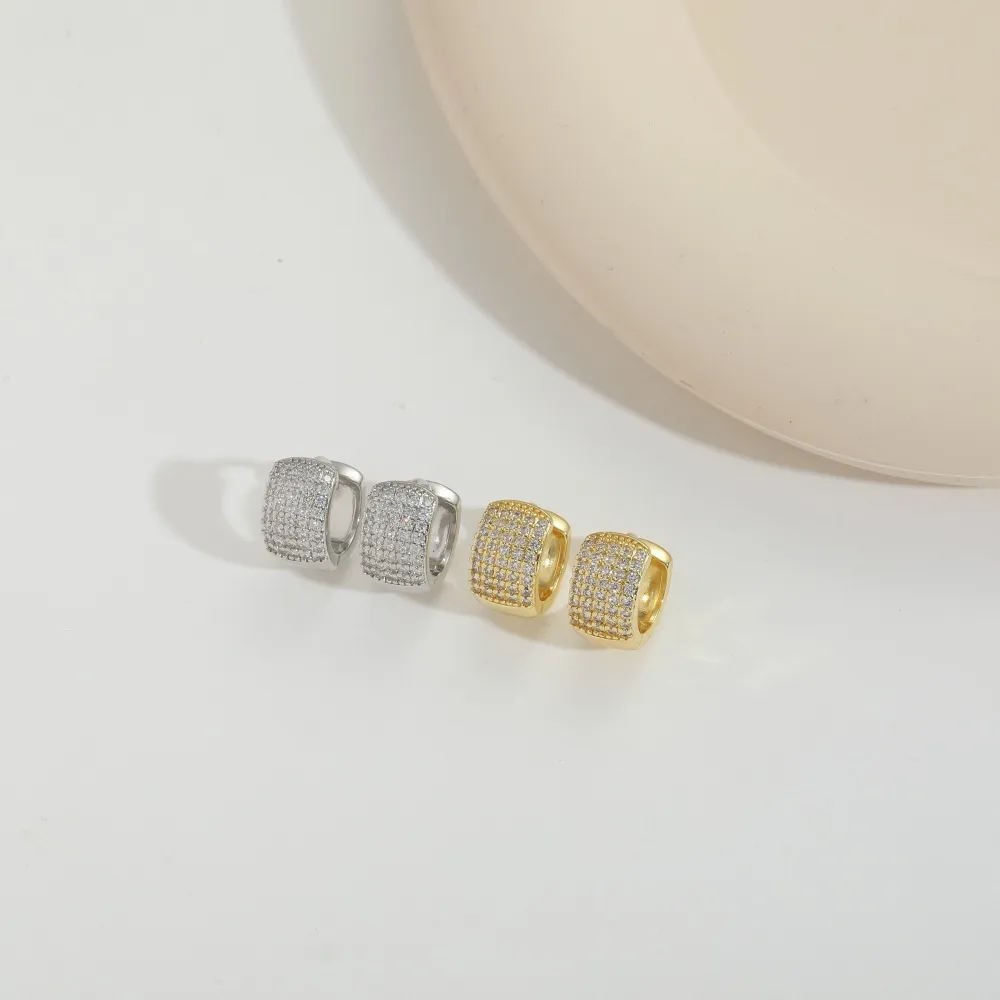 1 Pair Elegant Retro Vintage Style Round Inlay Copper Zircon 14K Gold Plated Earrings display picture 2