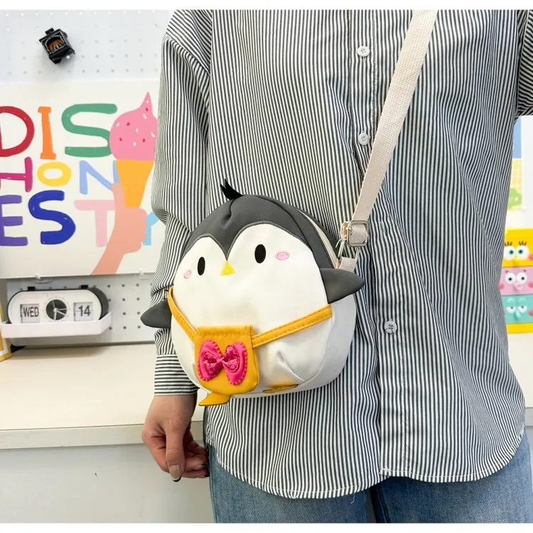 Kid'S Women's Canvas Animal Cartoon Cute Oval Zipper Crossbody Bag display picture 14
