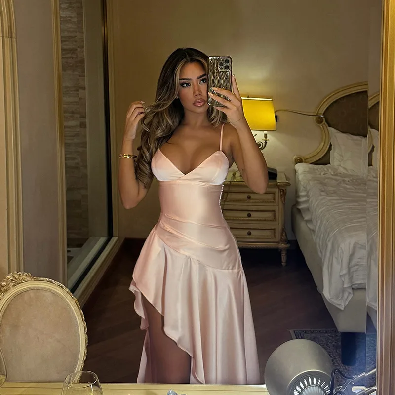 Women's Strap Dress Slit Dress Elegant Streetwear Strap Lettuce Trim Sleeveless Solid Color Maxi Long Dress Outdoor Beach display picture 7