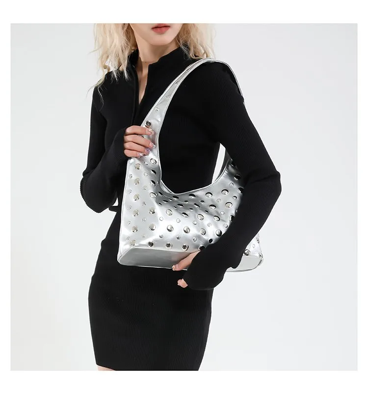 Women's Pu Leather Round Dots Solid Color Streetwear Rivet Dumpling Shape Magnetic Buckle Tote Bag display picture 9