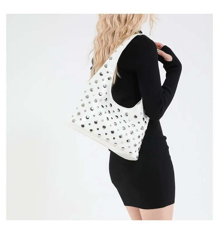 Women's Pu Leather Round Dots Solid Color Streetwear Rivet Dumpling Shape Magnetic Buckle Tote Bag display picture 8
