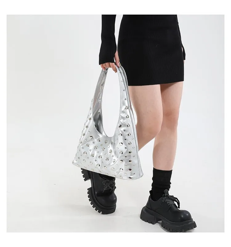 Women's Pu Leather Round Dots Solid Color Streetwear Rivet Dumpling Shape Magnetic Buckle Tote Bag display picture 14