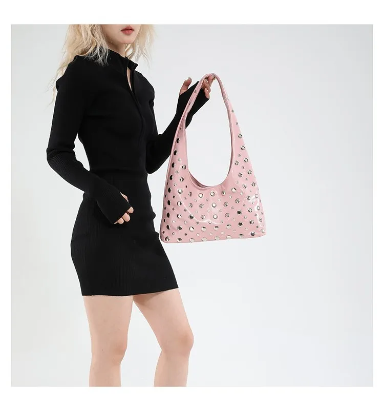Women's Pu Leather Round Dots Solid Color Streetwear Rivet Dumpling Shape Magnetic Buckle Tote Bag display picture 13