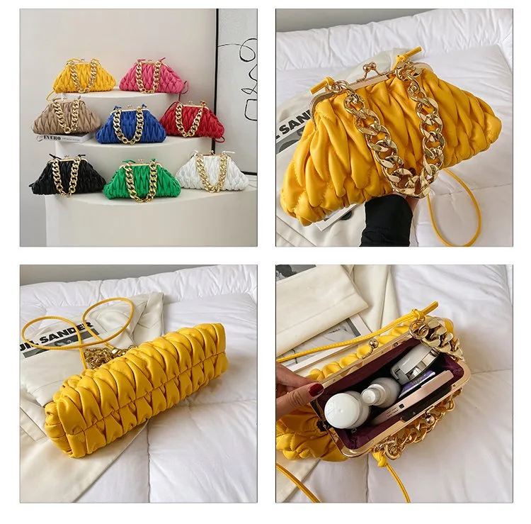 Women's Pu Leather Solid Color Elegant Pillow Shape Clasp Frame Shoulder Bag display picture 3