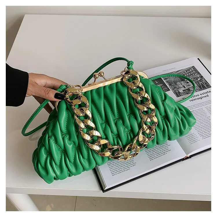 Women's Pu Leather Solid Color Elegant Pillow Shape Clasp Frame Shoulder Bag display picture 20
