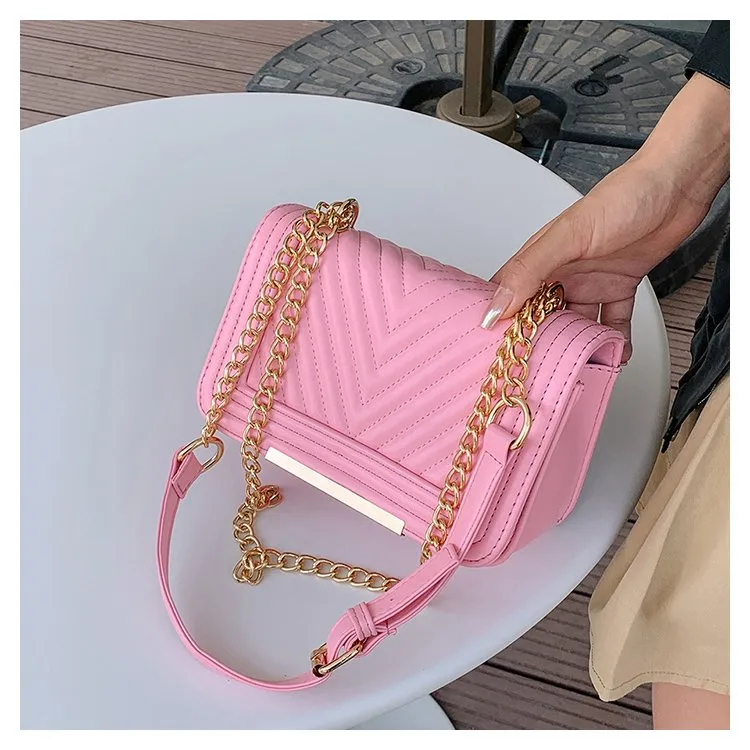 Women's Pu Leather Solid Color Classic Style Square Magnetic Buckle Shoulder Bag display picture 6