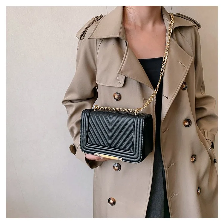 Women's Pu Leather Solid Color Classic Style Square Magnetic Buckle Shoulder Bag display picture 14