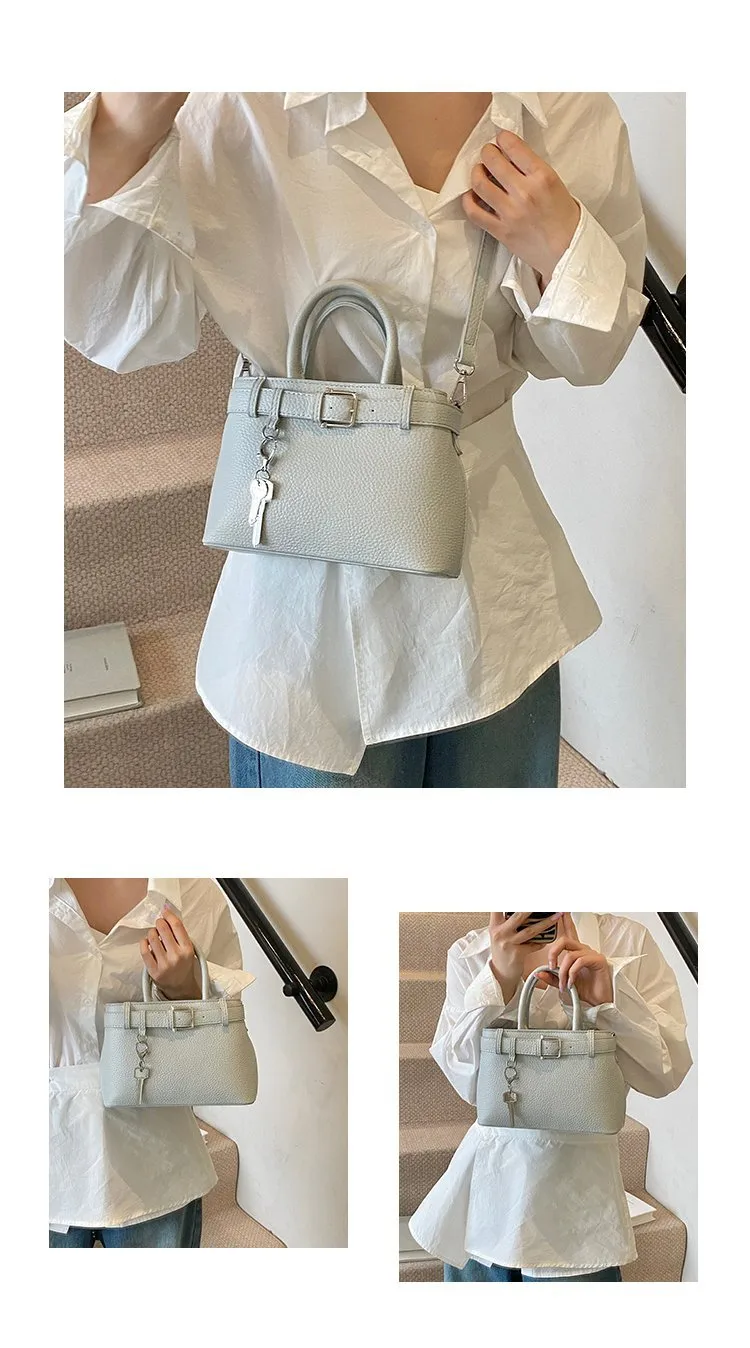 Women's Pu Leather Solid Color Classic Style Square Zipper Shoulder Bag display picture 21