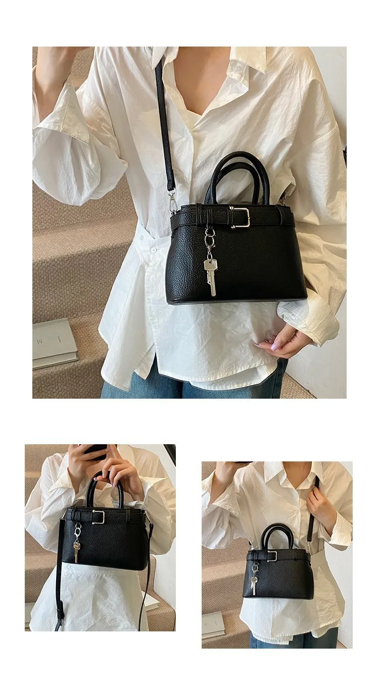 Women's Pu Leather Solid Color Classic Style Square Zipper Shoulder Bag display picture 22