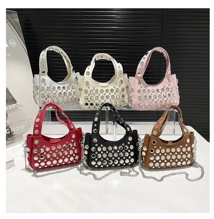 Women's Pu Leather Round Dots Streetwear Square Magnetic Buckle Shoulder Bag display picture 16