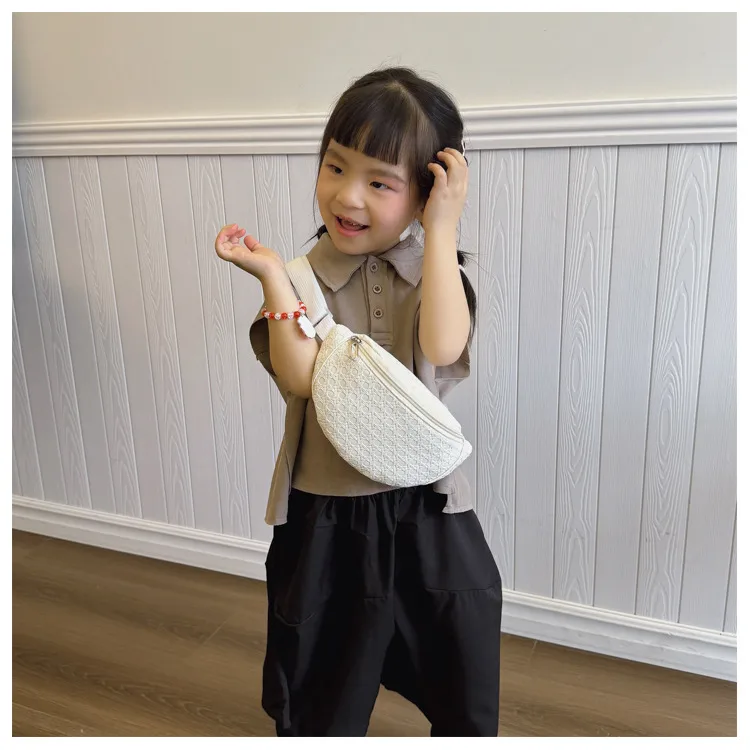 Kid'S PU Solid Color Preppy Style Classic Style Square Zipper Shoulder Bag display picture 4