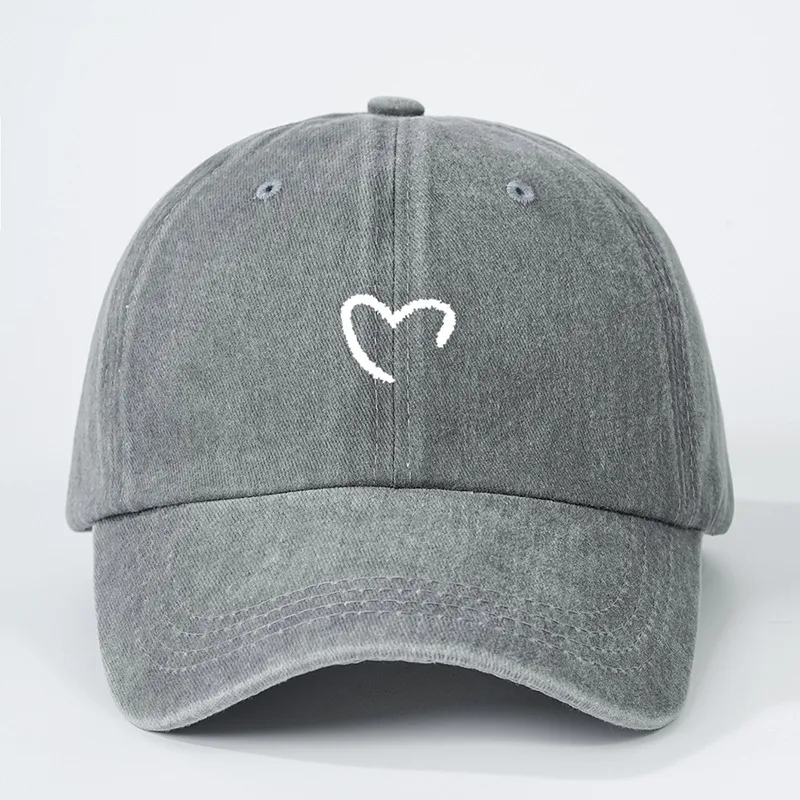 Unisex Casual Simple Style Streetwear Heart Shape Embroidery Curved Eaves Baseball Cap display picture 4