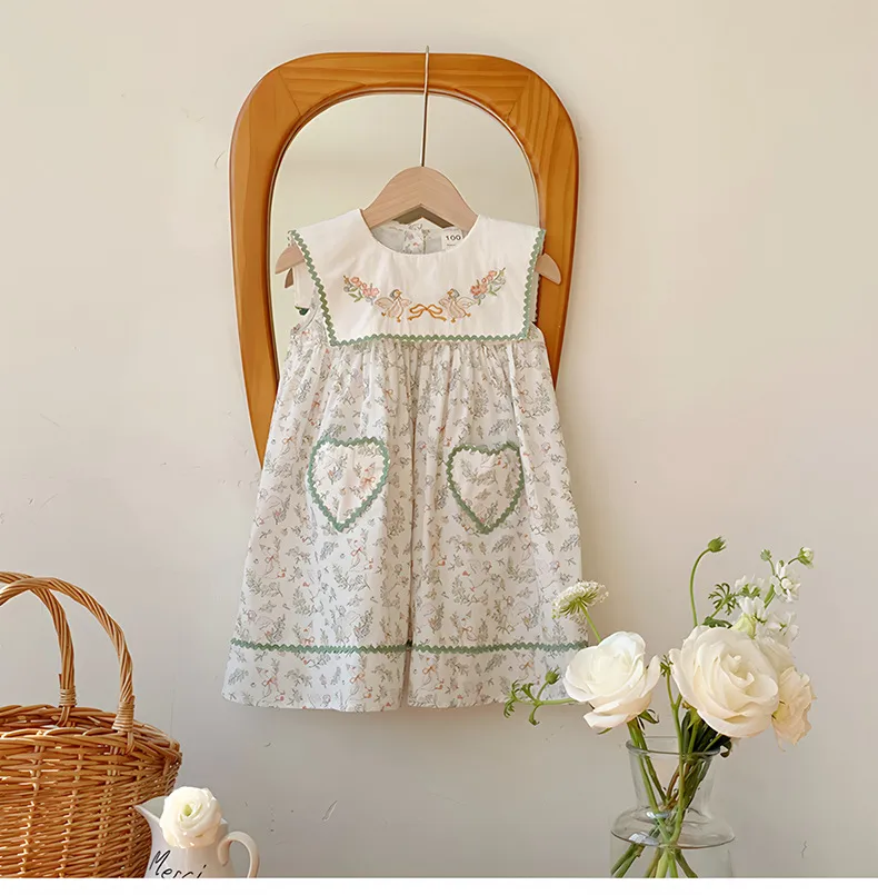 Girl'S Cute Simple Style Animal Leaf Cotton Girls Dresses display picture 1