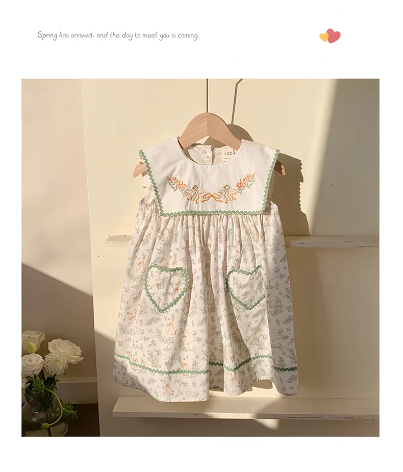 Girl'S Cute Simple Style Animal Leaf Cotton Girls Dresses display picture 2