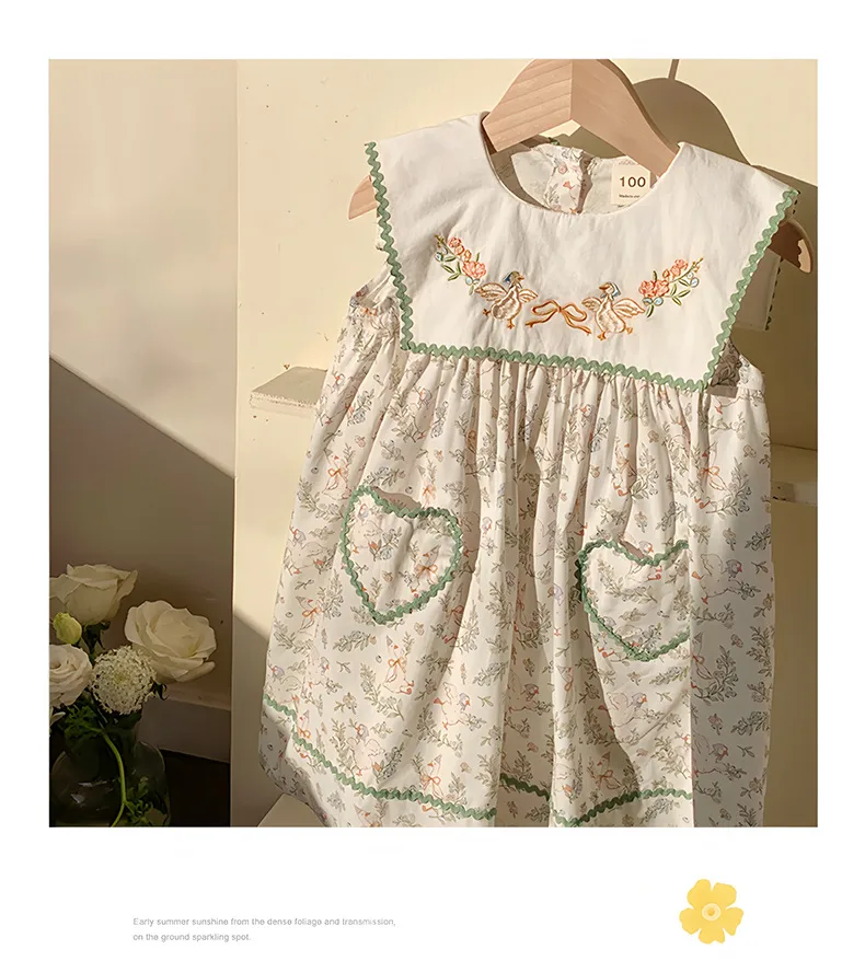 Girl'S Cute Simple Style Animal Leaf Cotton Girls Dresses display picture 3
