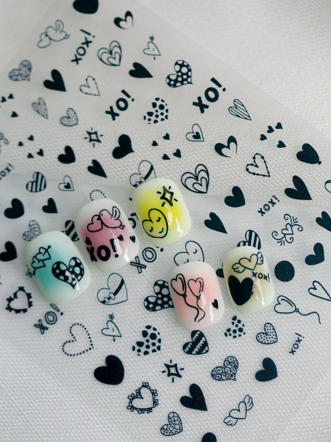 IG Style Cartoon Style Cute Heart Shape Bird Nail Stickers Nail Decoration Accessories display picture 5
