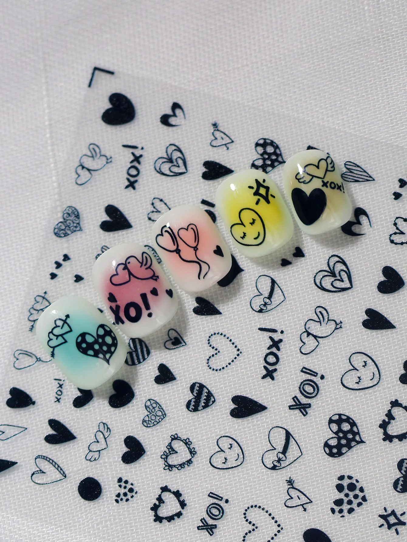 IG Style Cartoon Style Cute Heart Shape Bird Nail Stickers Nail Decoration Accessories display picture 4