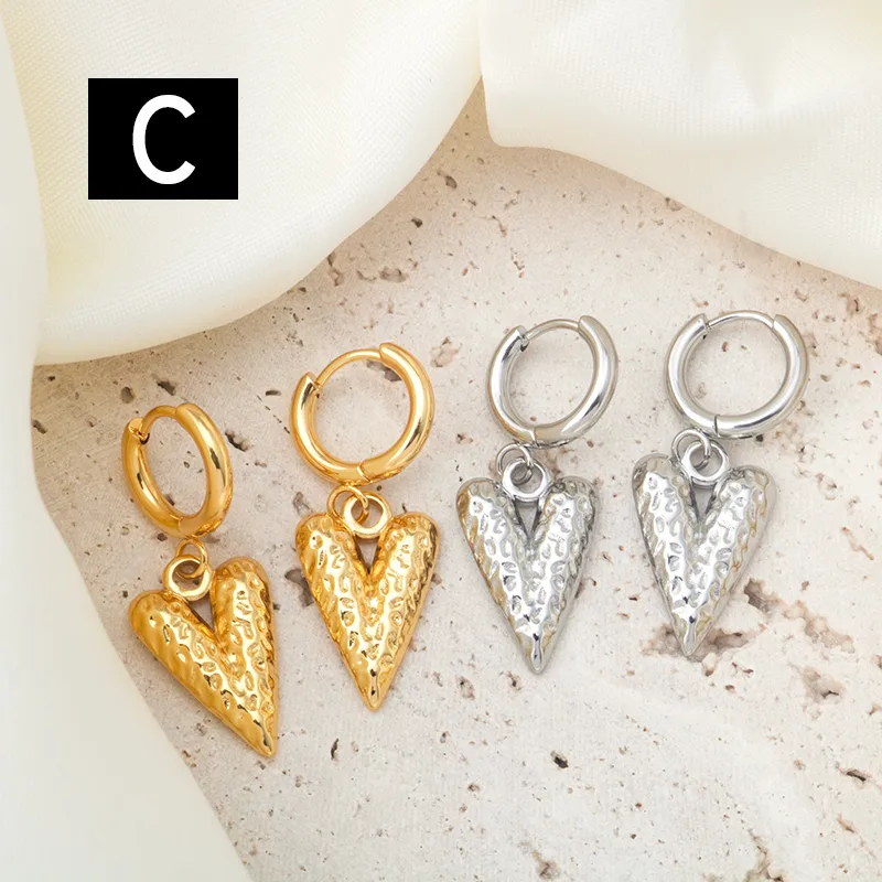 1 Pair Retro Classic Style Commute Geometric Titanium Steel Earrings display picture 6