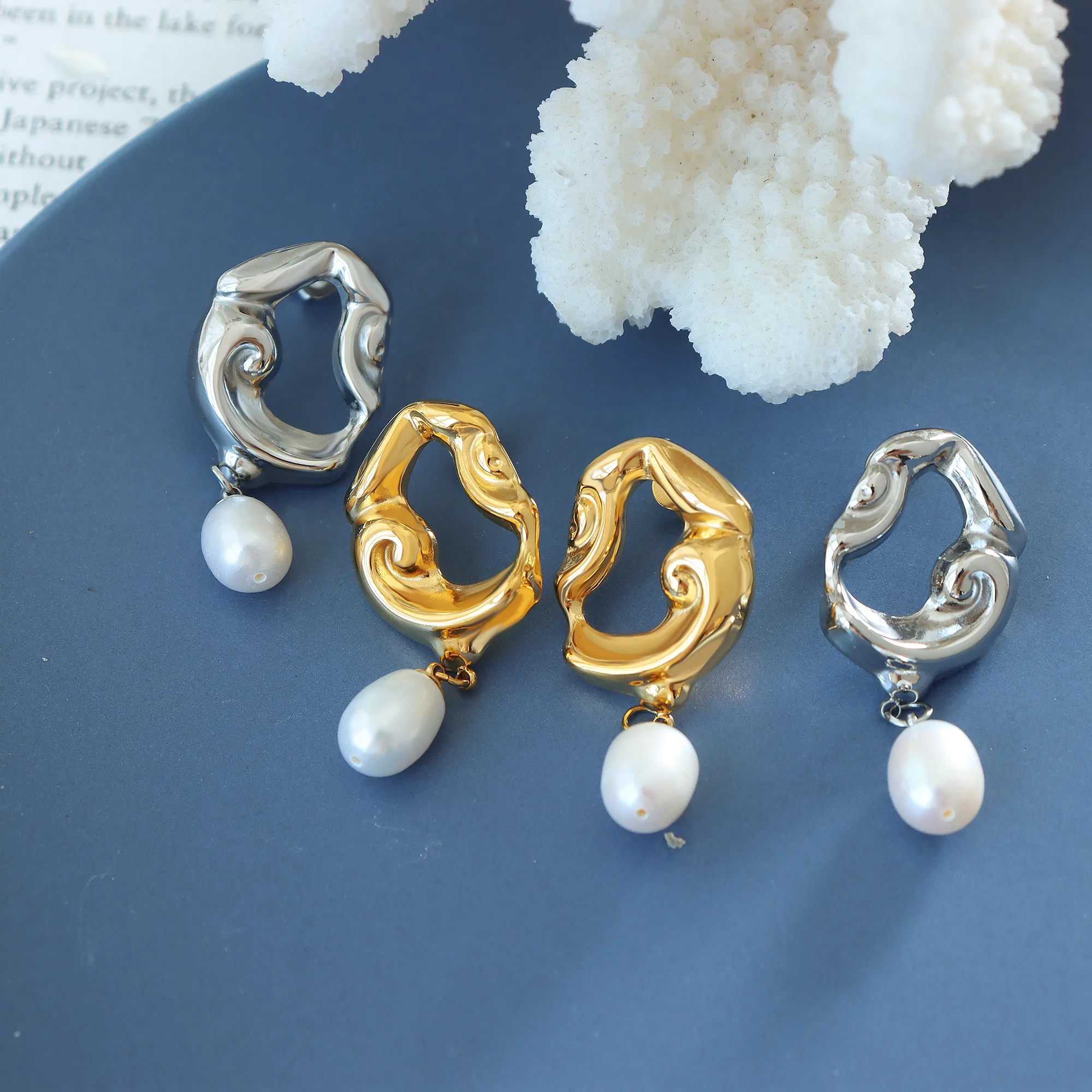 IG Style Elegant Simple Style Geometric Plating 304 Stainless Steel Freshwater Pearl 18K Gold Plated Earrings display picture 8