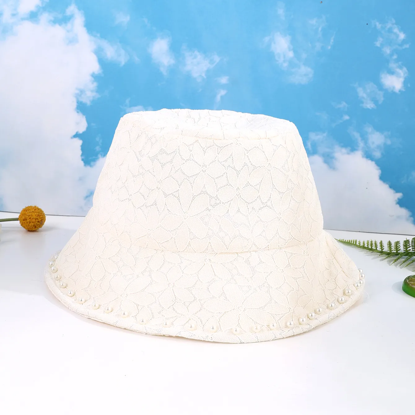 Women's Casual Solid Color Wide Eaves Bucket Hat display picture 3